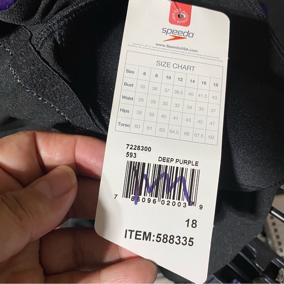 Speedo Swimsuit - Picture 14 of 16